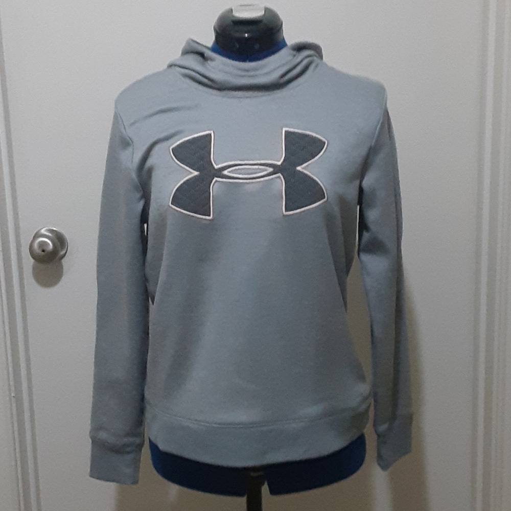 UnderArmour sweater